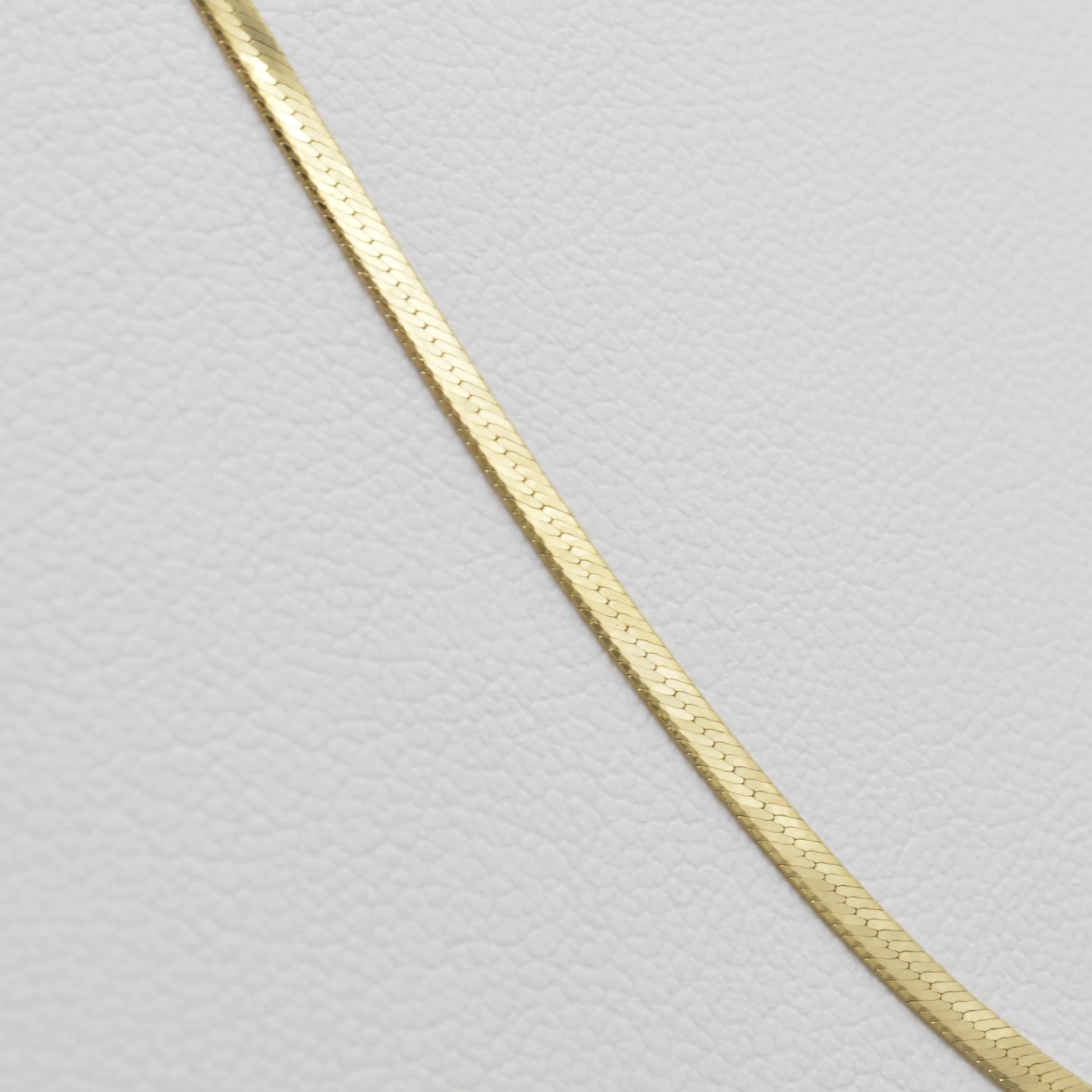 23" Herringbone Chain
