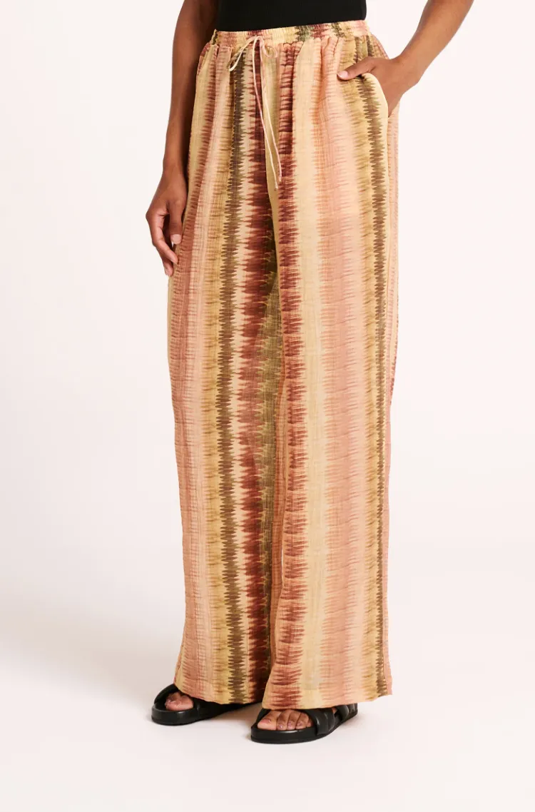 Akira Pant Calypso