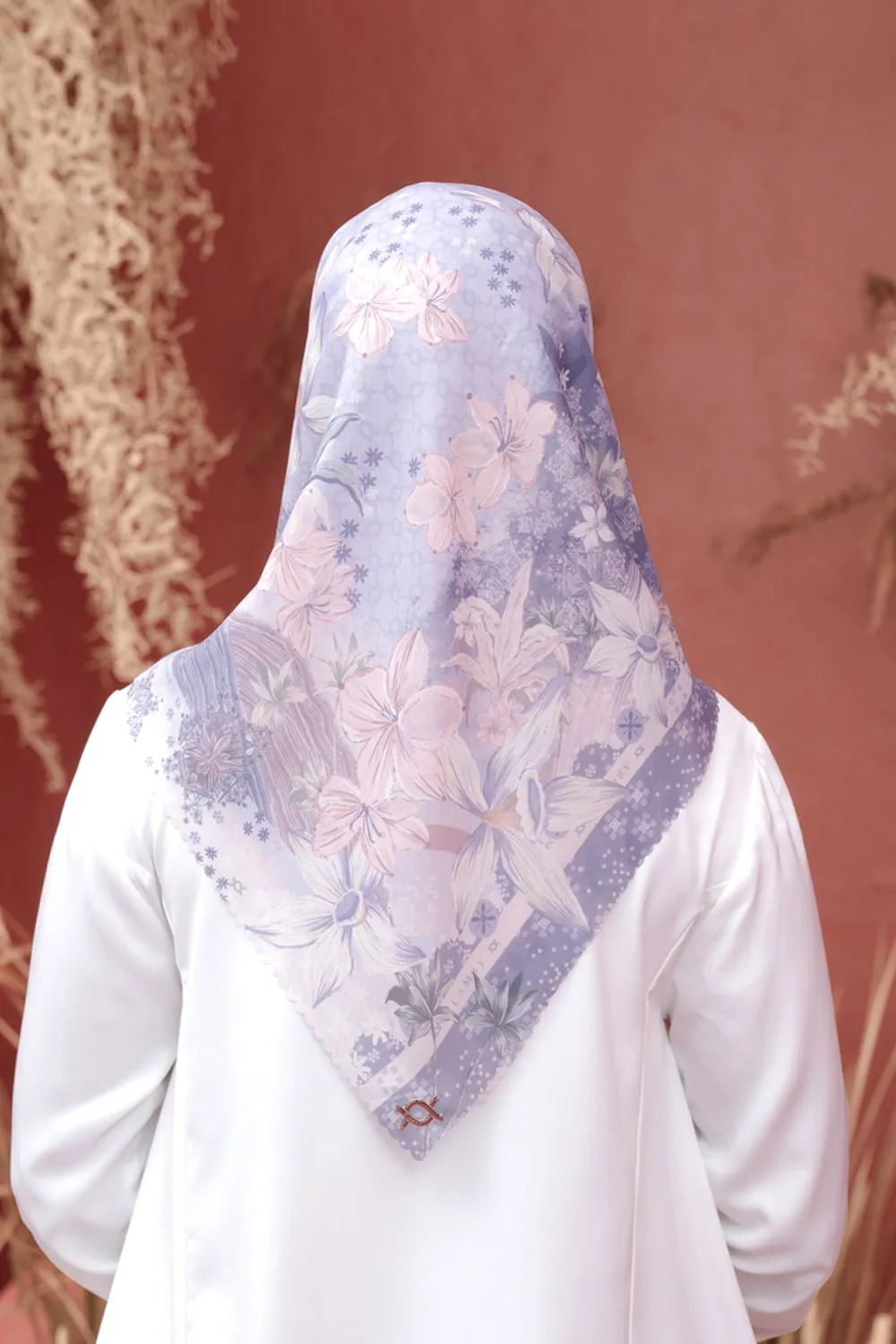 Aria Scarf (Minor) Hadley