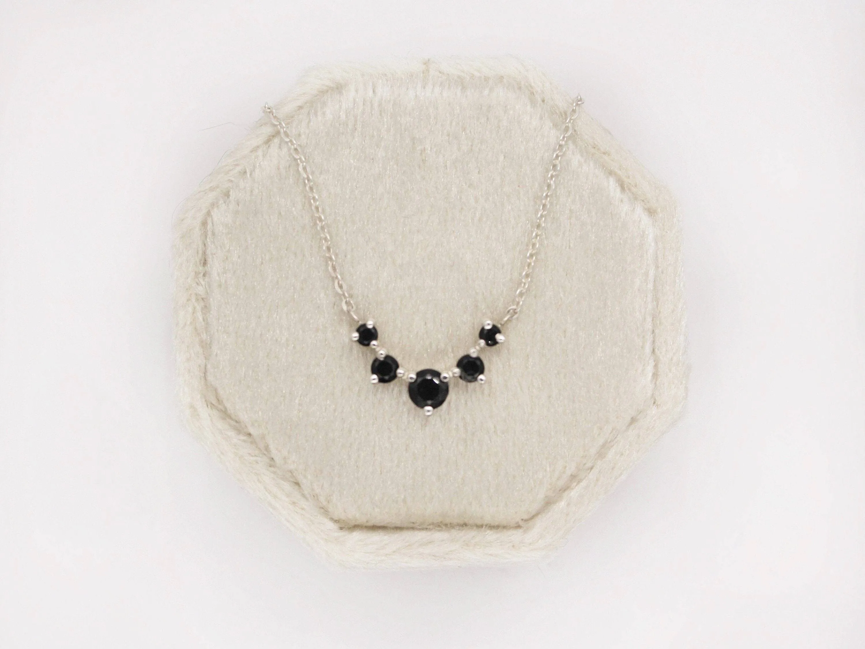 Artemis Necklace in Black Spinel