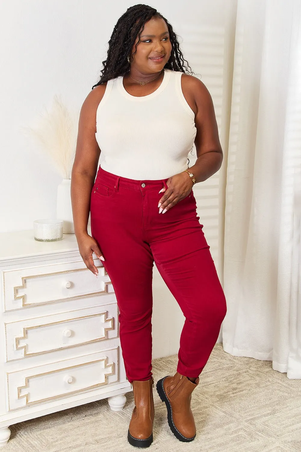Basic Crew Neck Layering Tank Top
