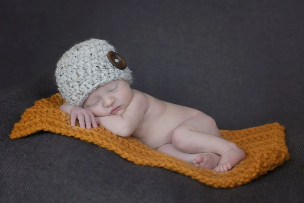 Butterscotch newborn baby layering bump blanket