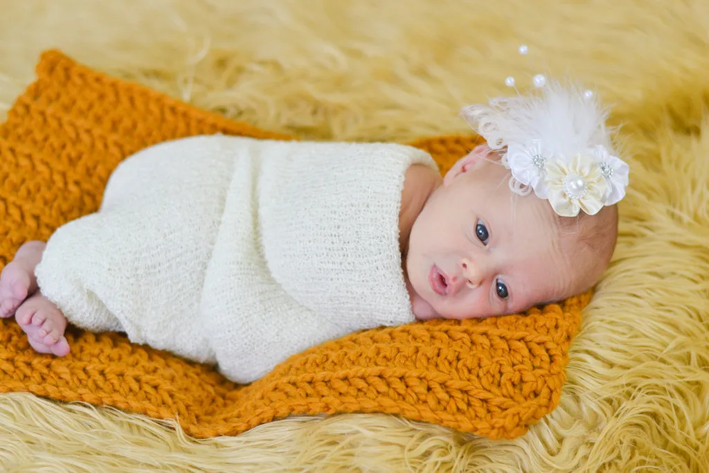 Butterscotch newborn baby layering bump blanket