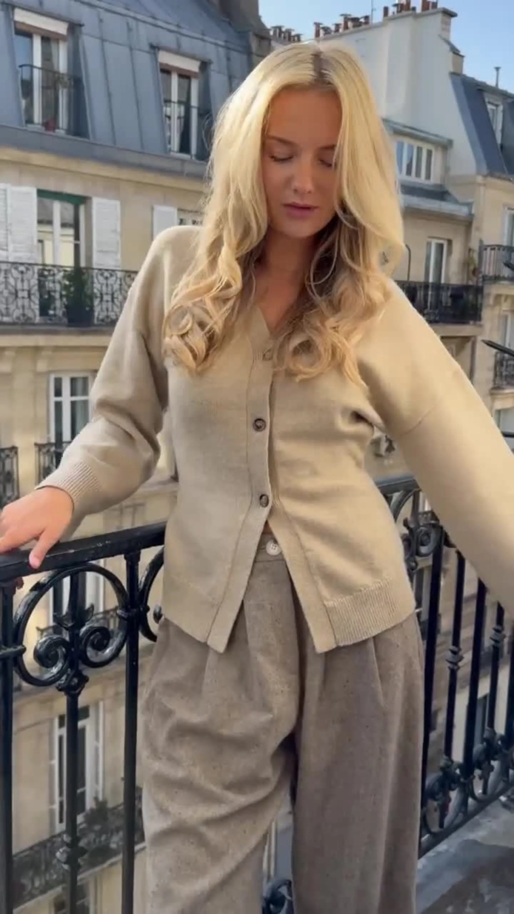 BYIC - Karmaic Fitted Cardigan - beige Beige