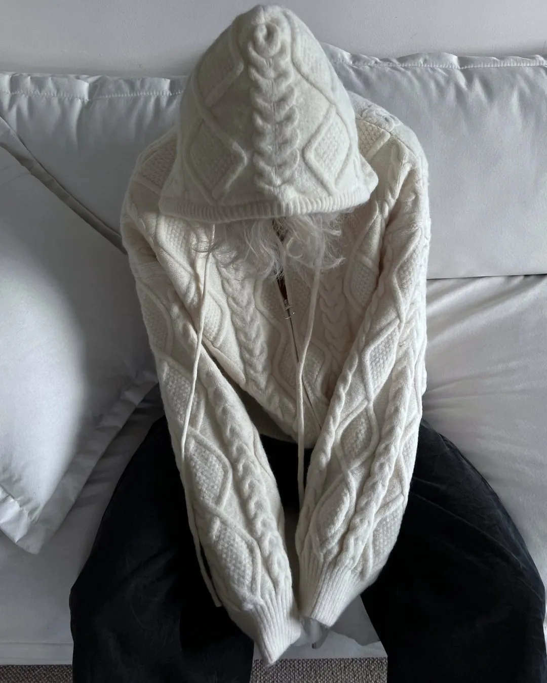 Cable Zip Knit Cardigan SLW0008