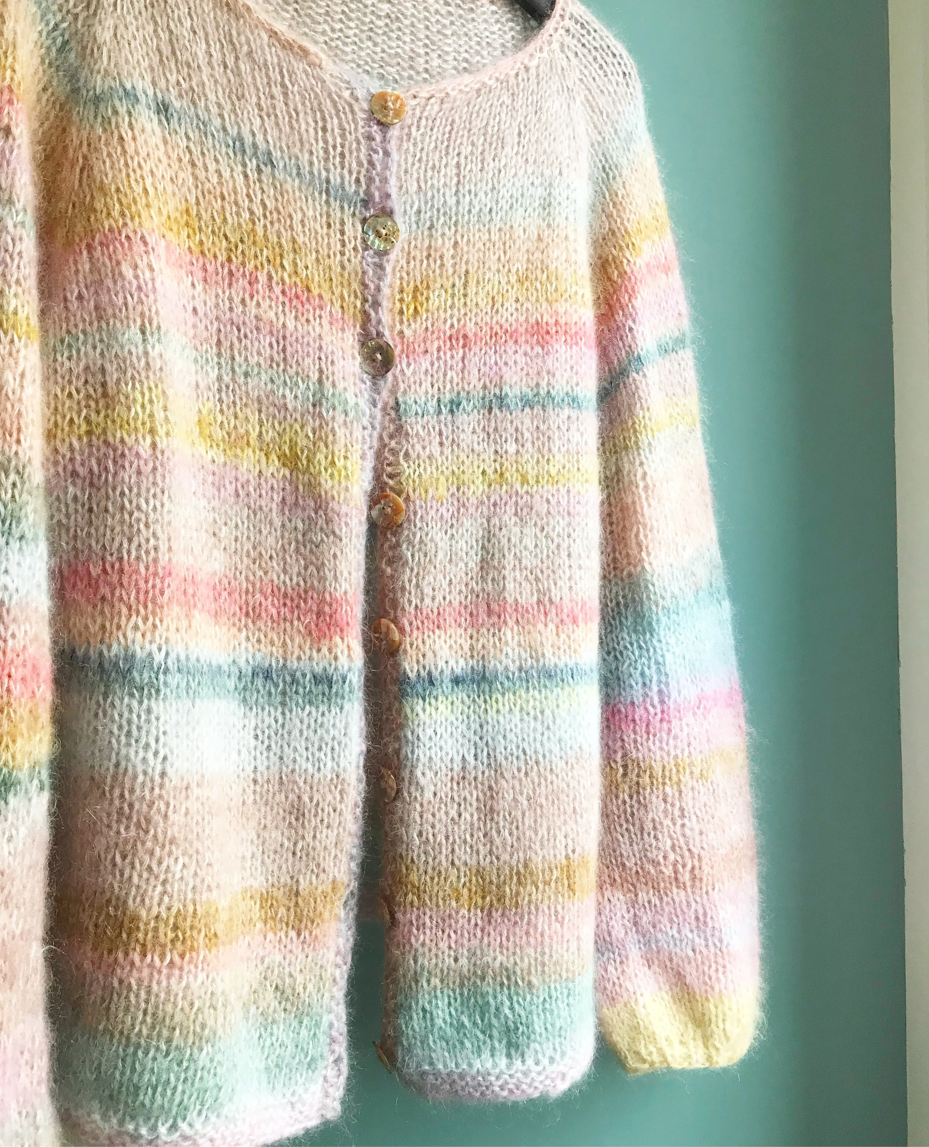 Candy Cloud Cardigan (DK)
