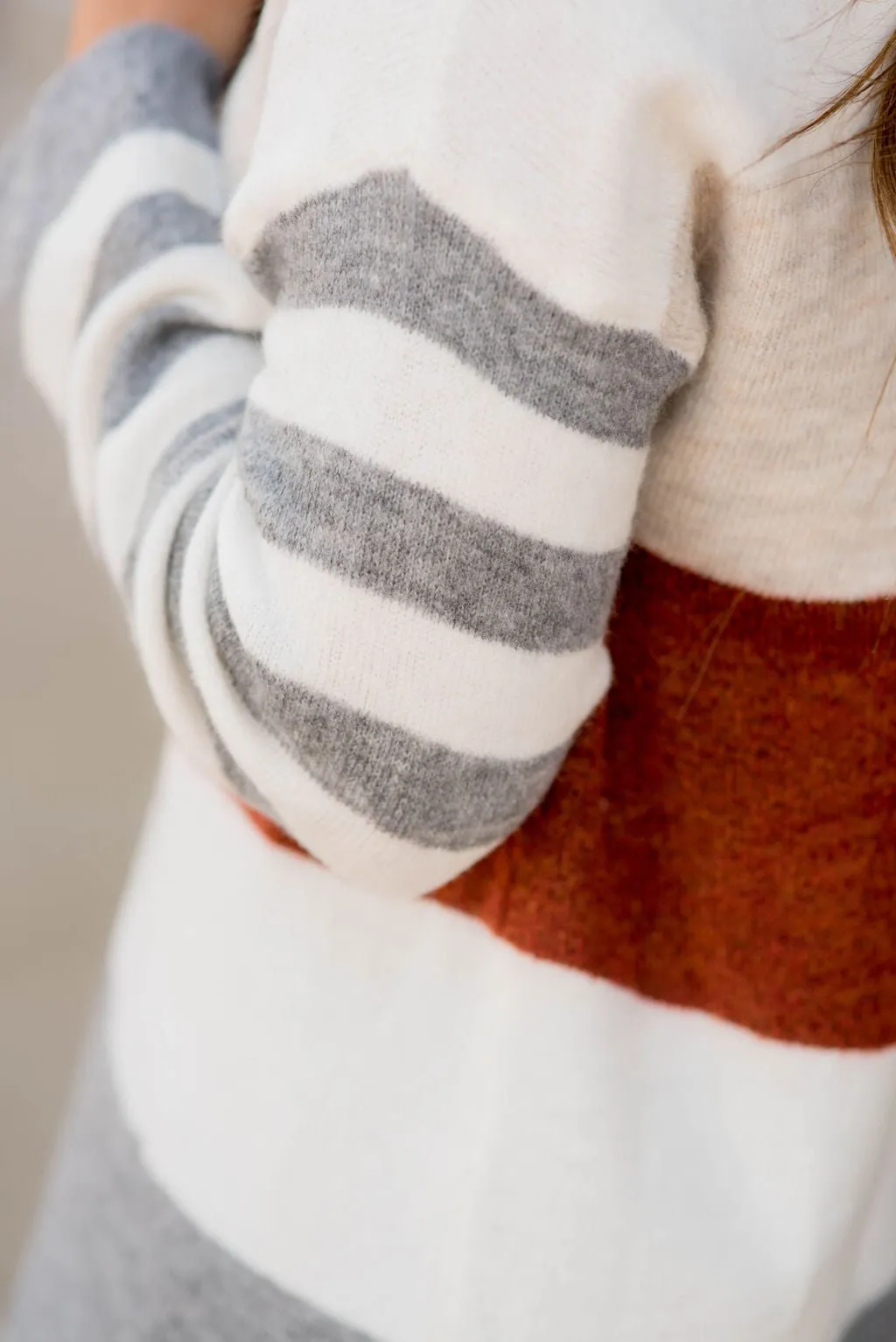 Color Block Striped Sleeve Sweater