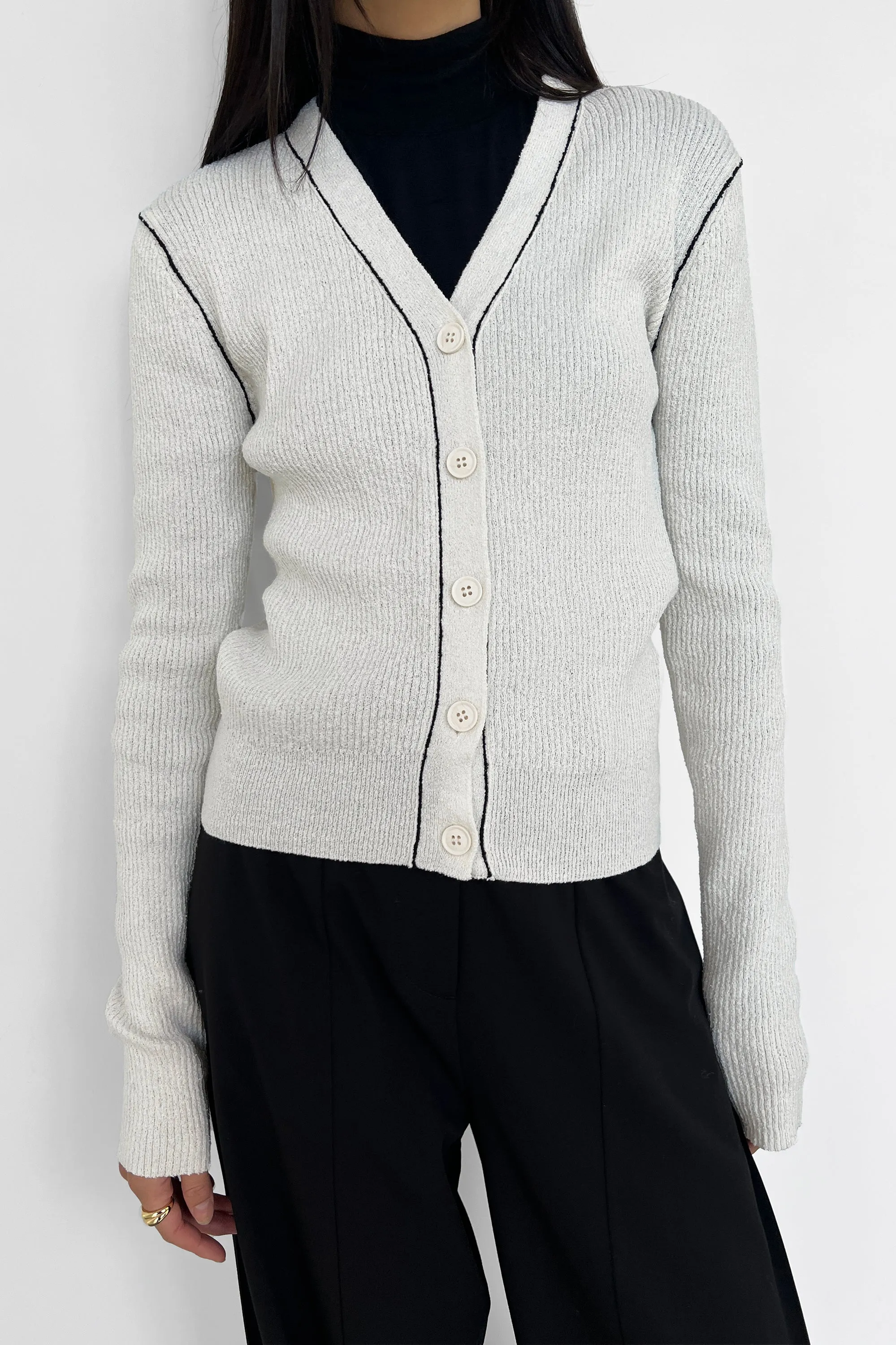 CONTRAST TRIM CARDIGAN
