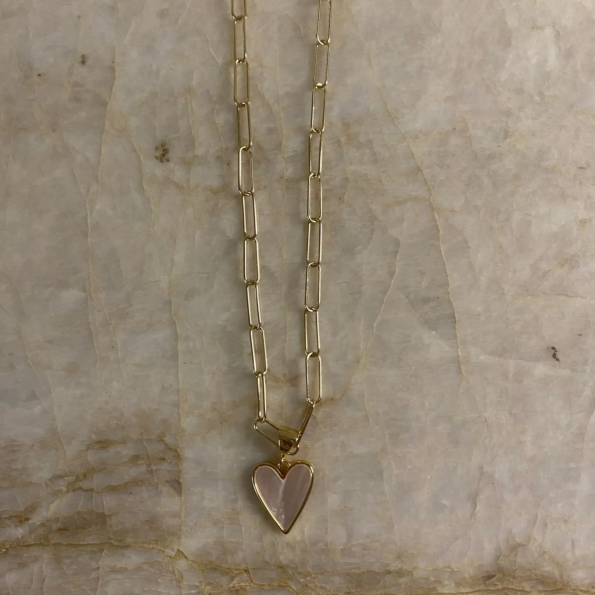 Corazón Necklace
