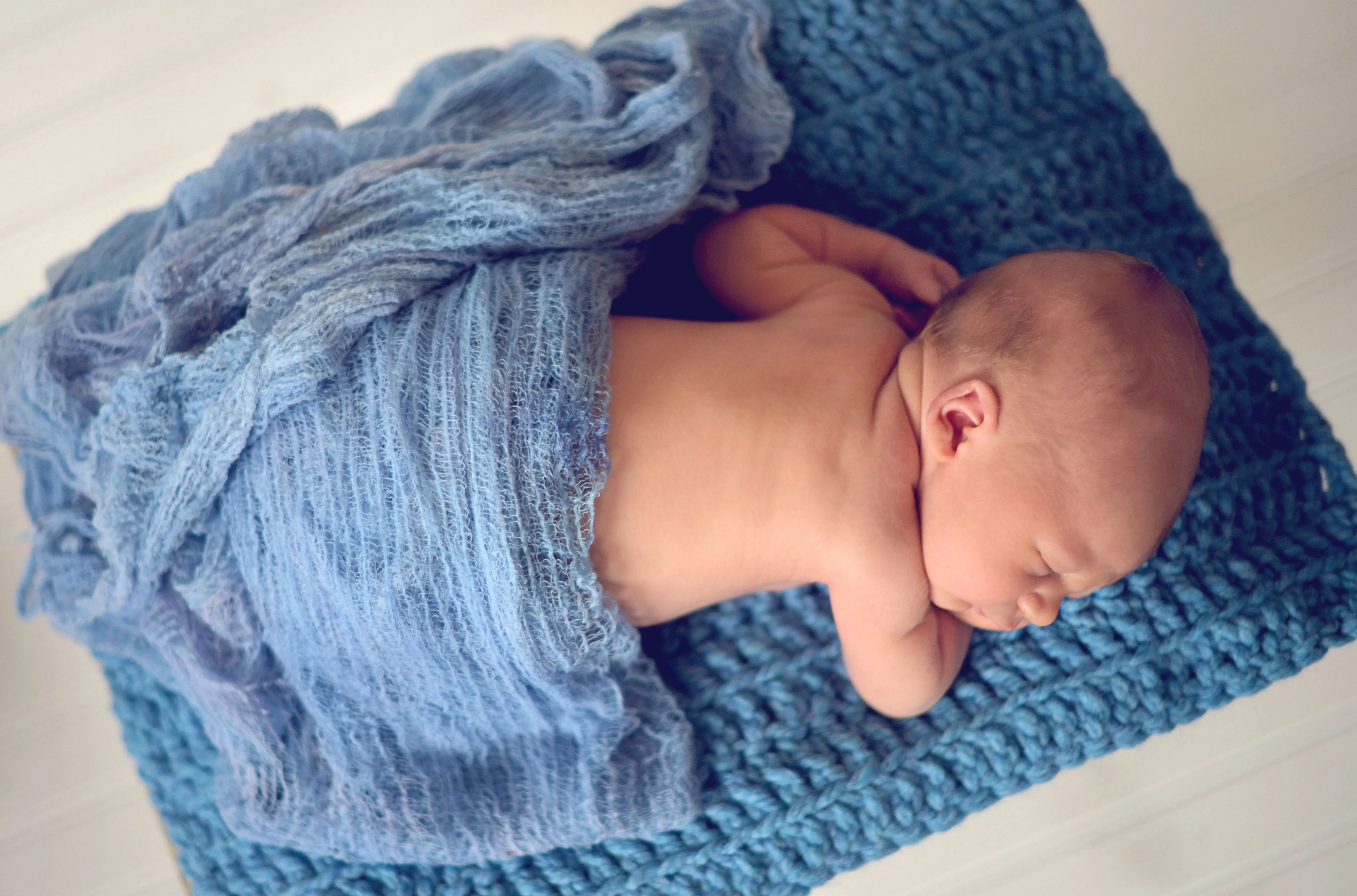 Cornflower blue newborn baby layering bump blanket