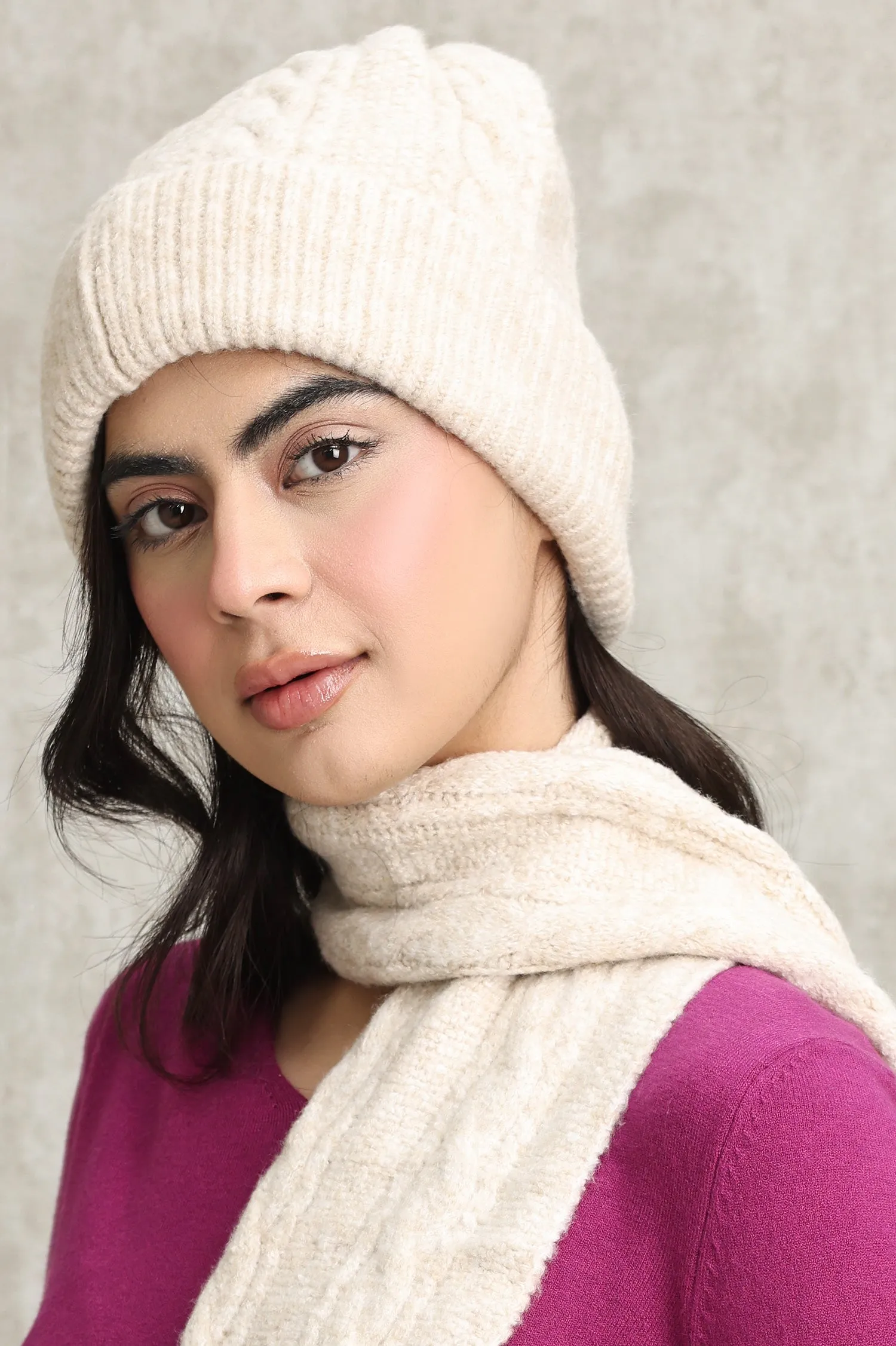 COZY KNIT HAT AND SCARF SET