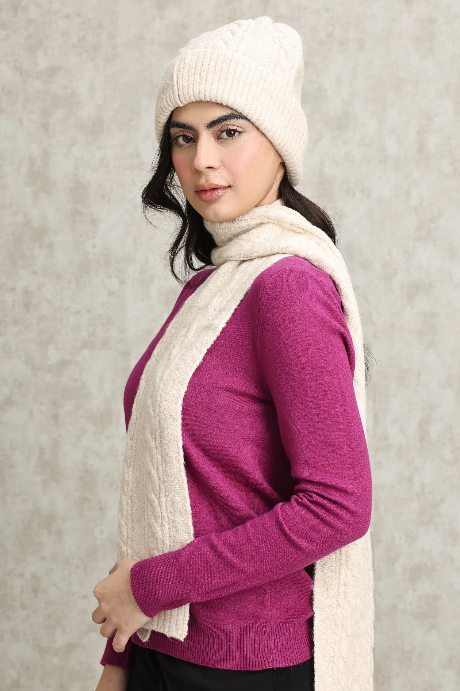 COZY KNIT HAT AND SCARF SET