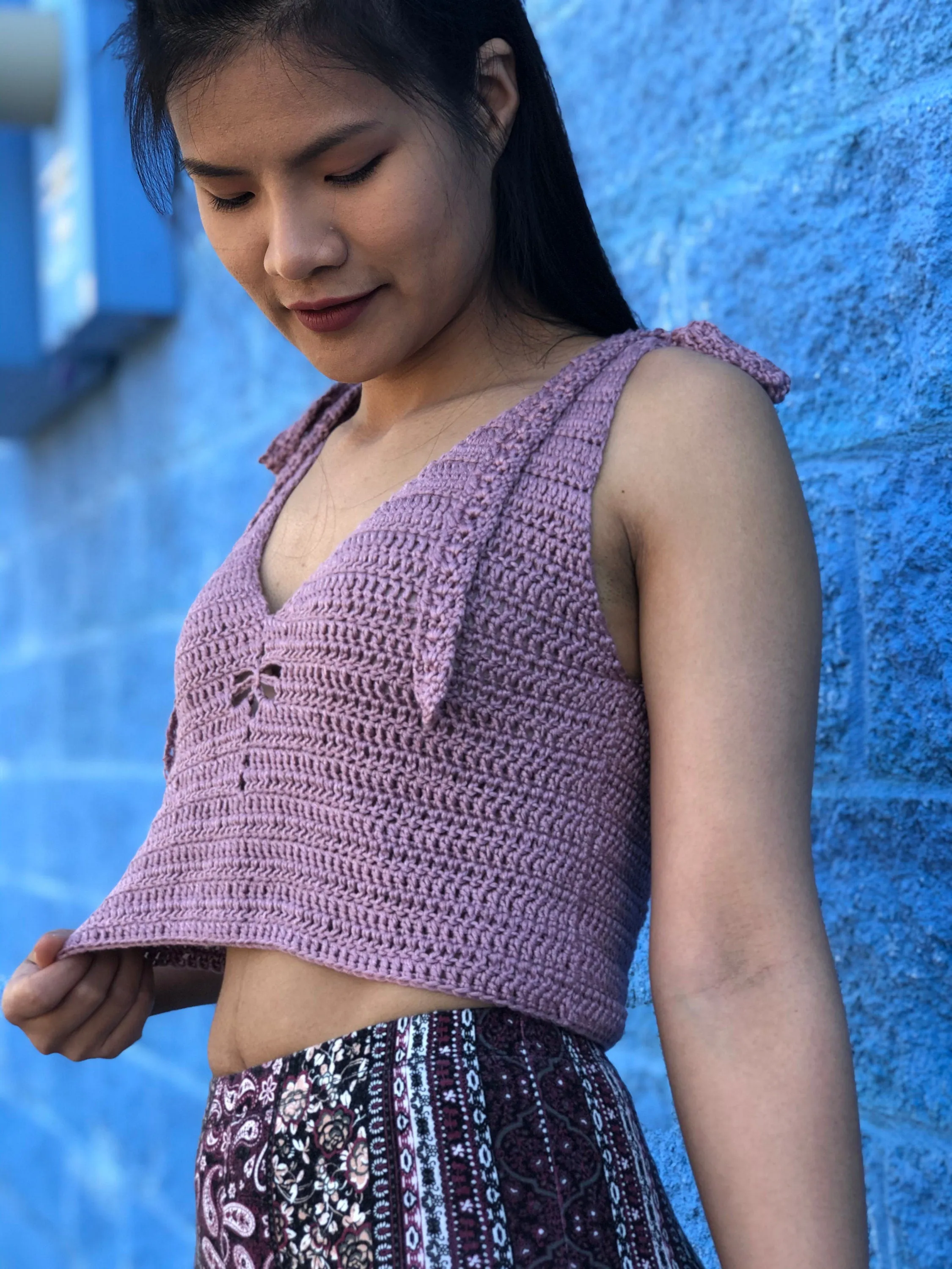 Crochet top pattern, pdf file, photo tutorial and video tutorial, includes US women's sizes XS-XXL, crochet pattern