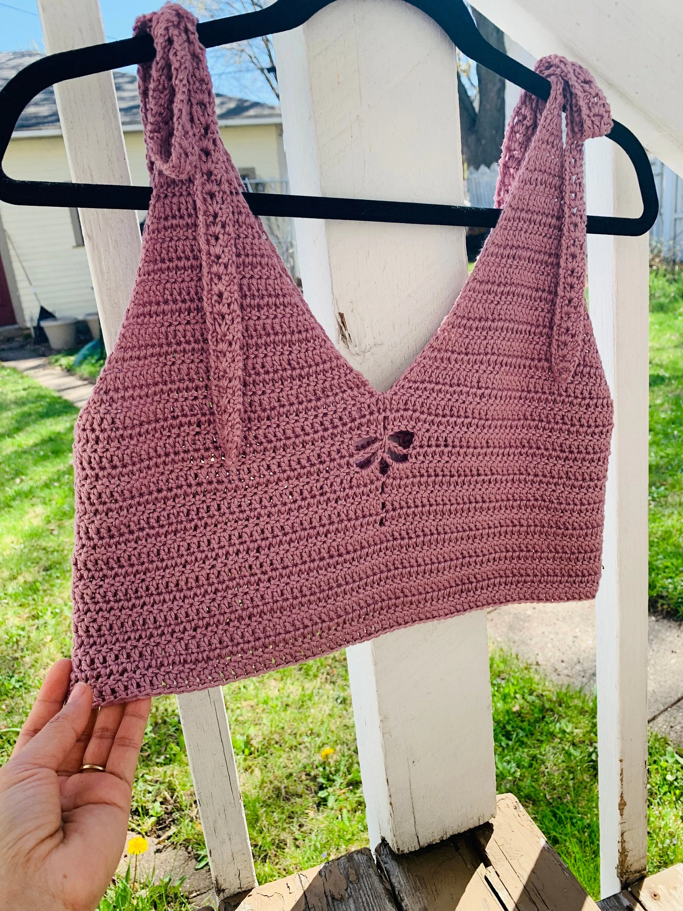 Crochet top pattern, pdf file, photo tutorial and video tutorial, includes US women's sizes XS-XXL, crochet pattern