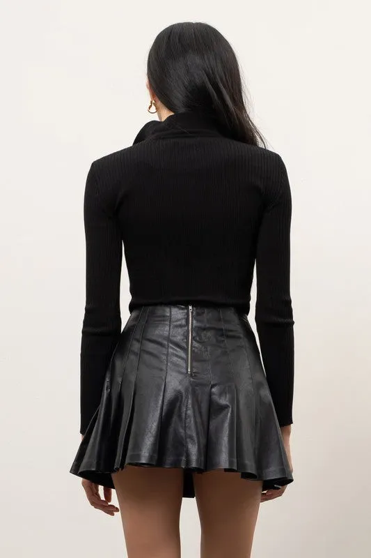 Crossing The Line Top - Black