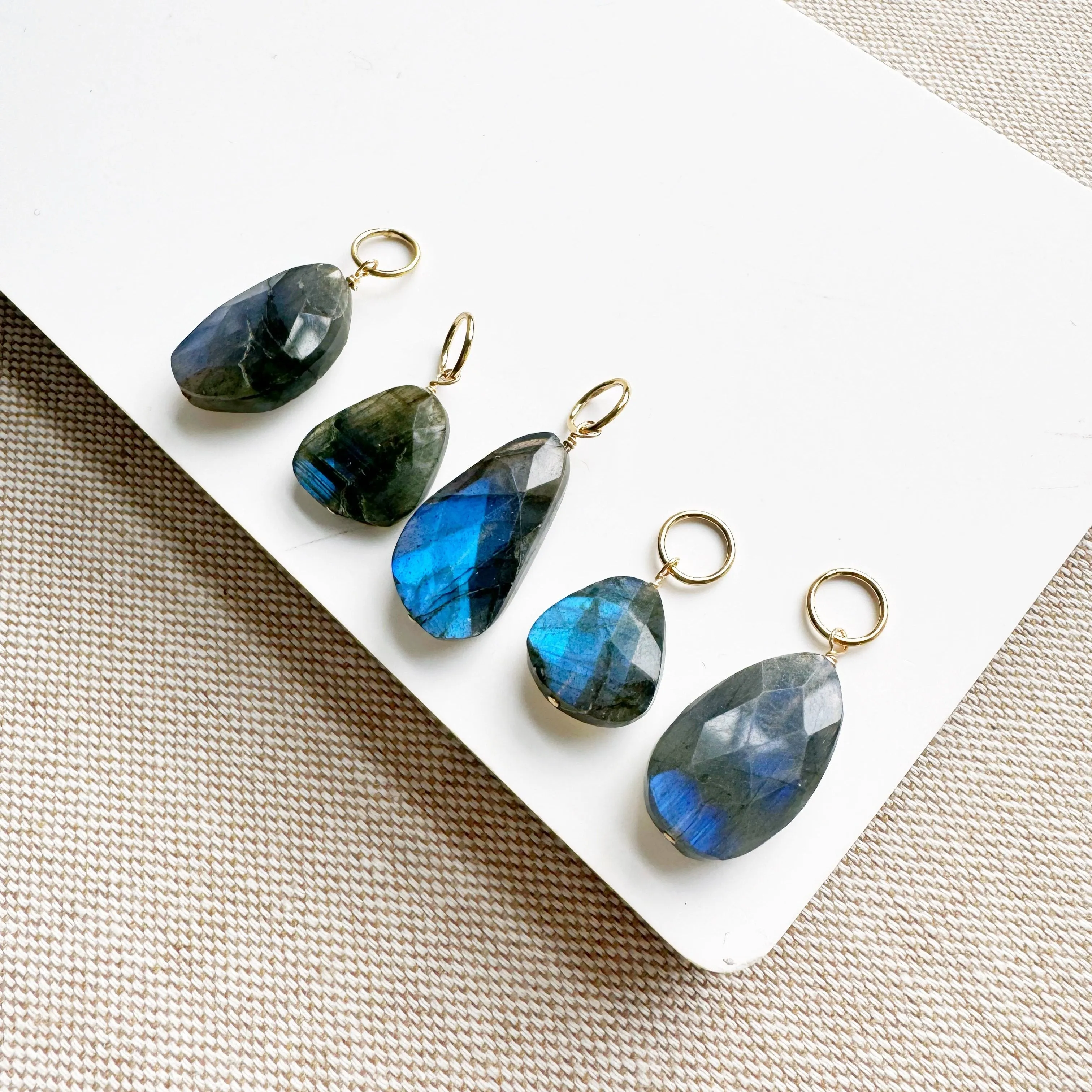 Dark Flash Labradorite Bijou Charm