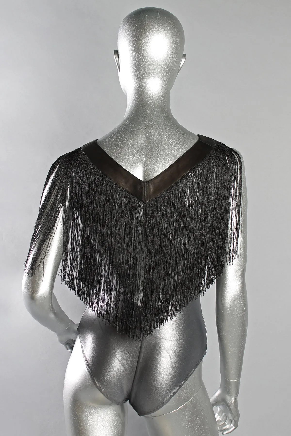 Five and Diamond V Neck Fringe - leather