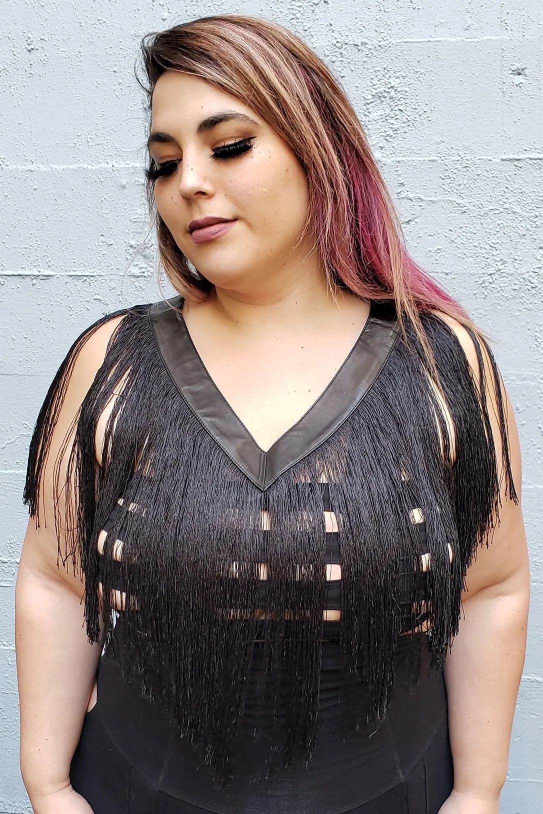 Five and Diamond V Neck Fringe - leather