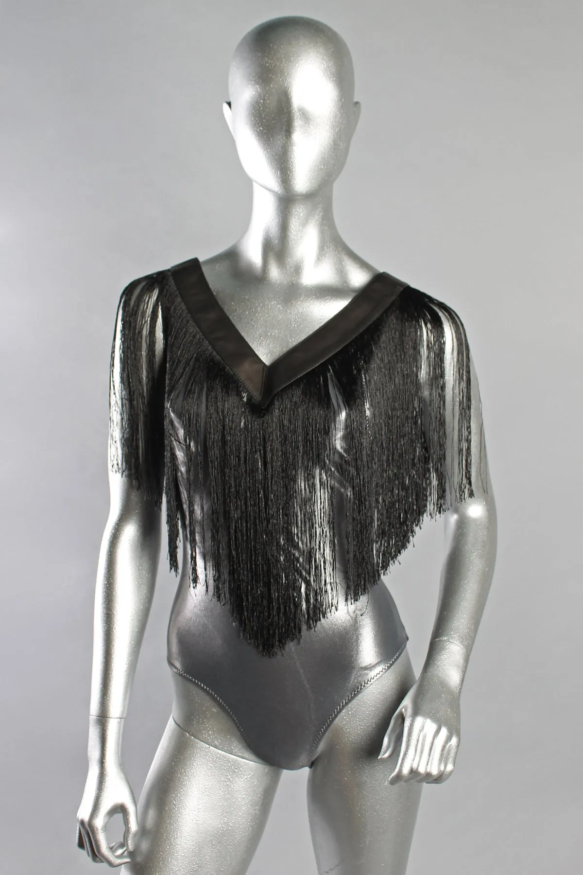 Five and Diamond V Neck Fringe - leather