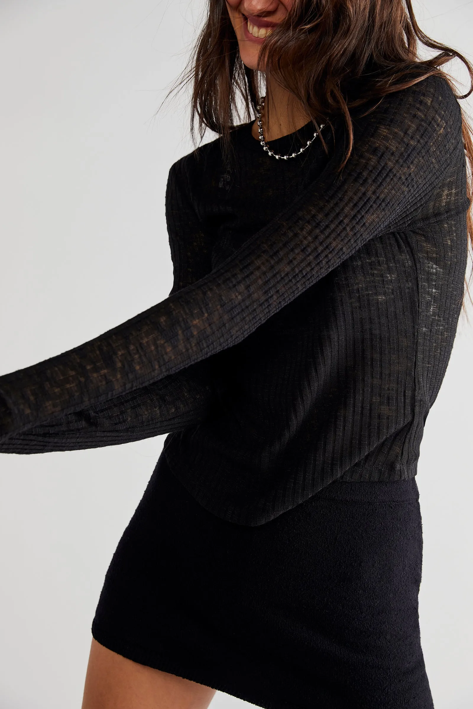 FREE PEOPLE AURA LAYERING TOP BLACK