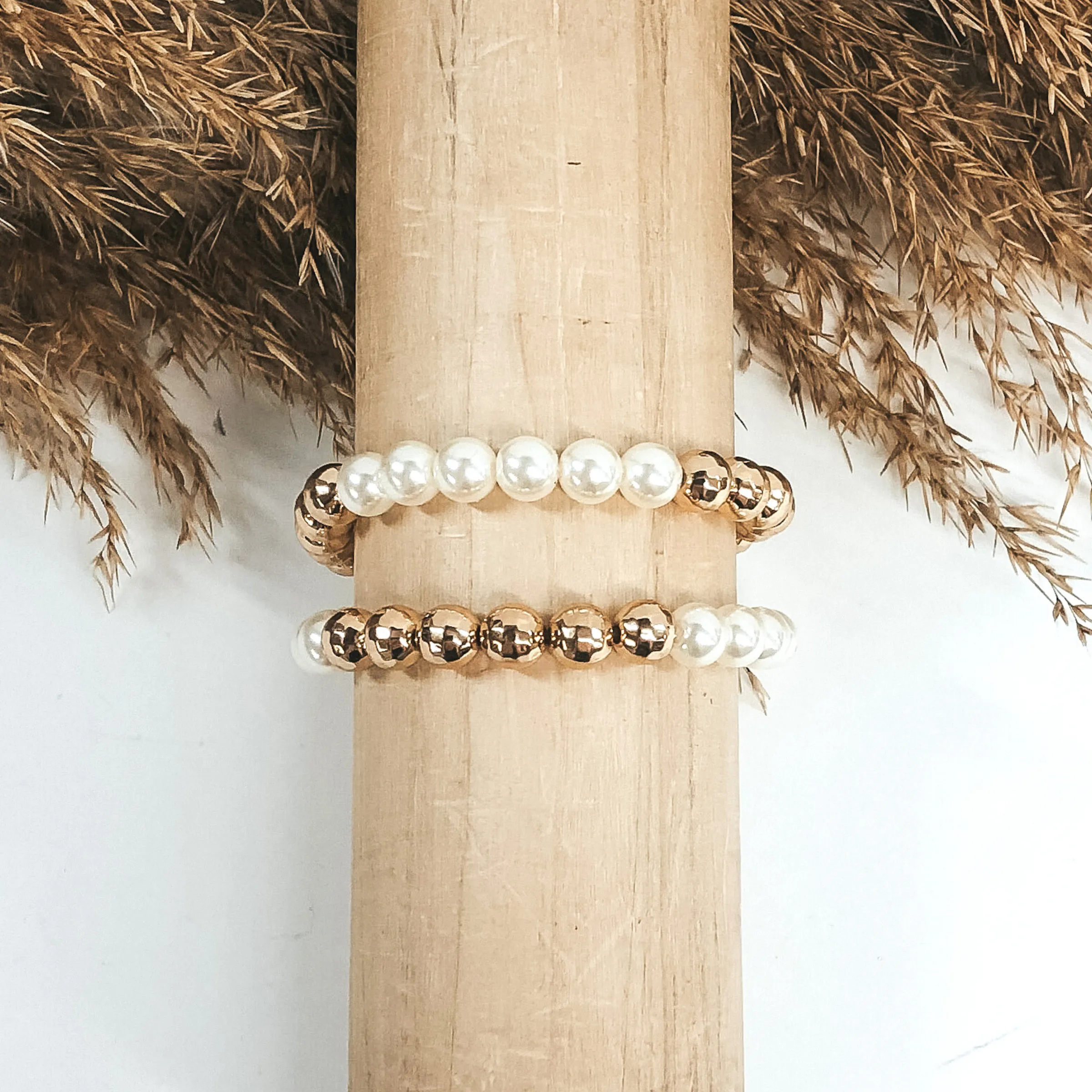 Gold and white Beaded Bracelet with Toggle Clasp