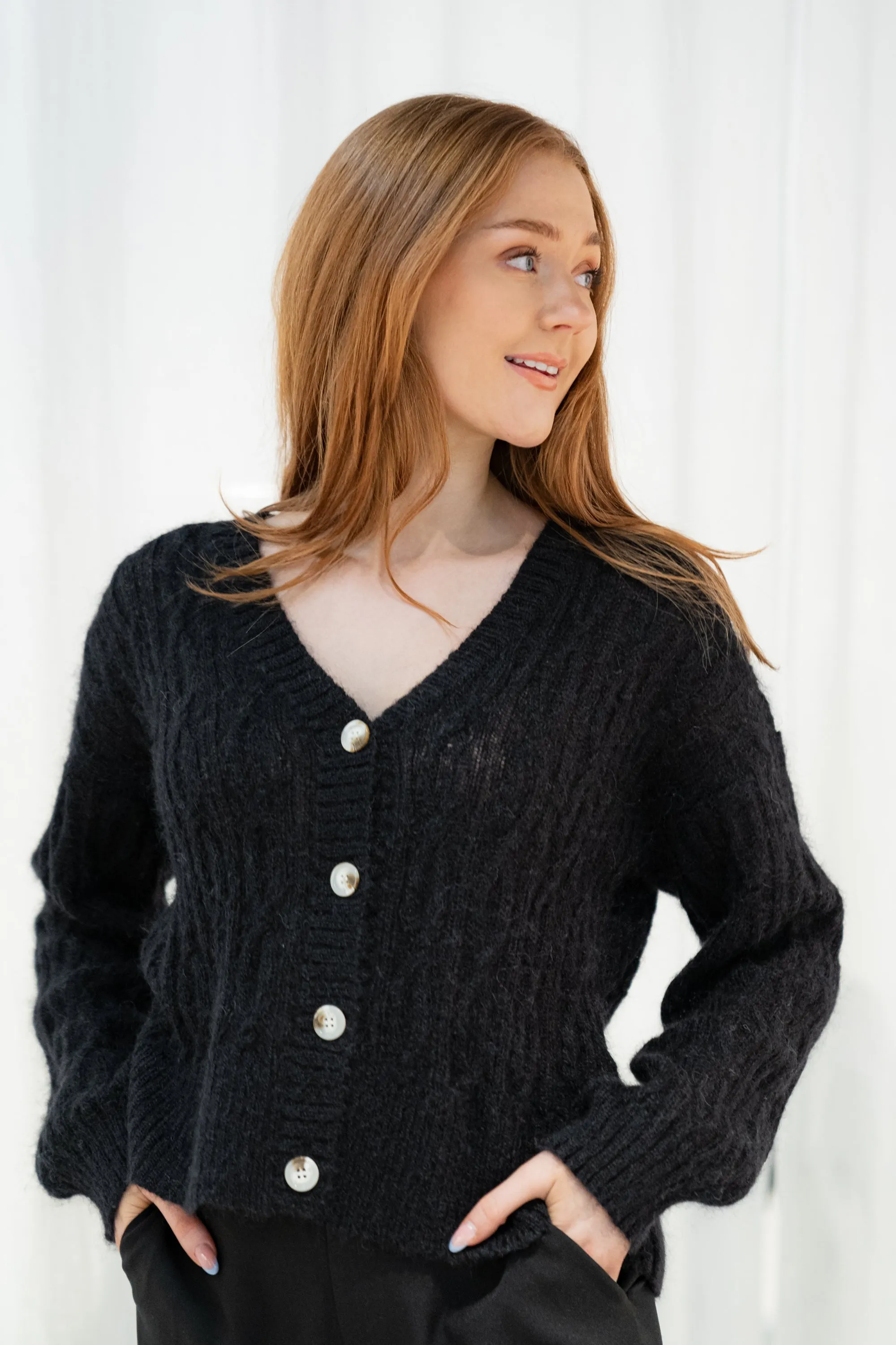 Gotland Knit Cardigan - Black