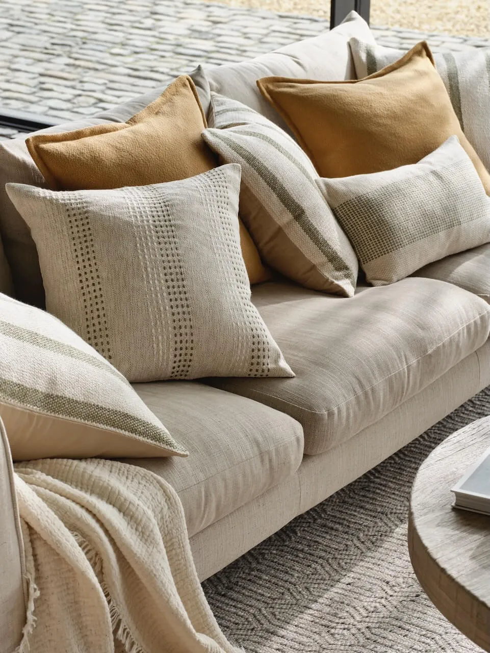 Green & Cream Woven Cushion Cover