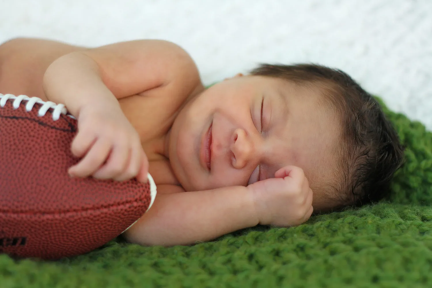 Green newborn baby layering bump blanket