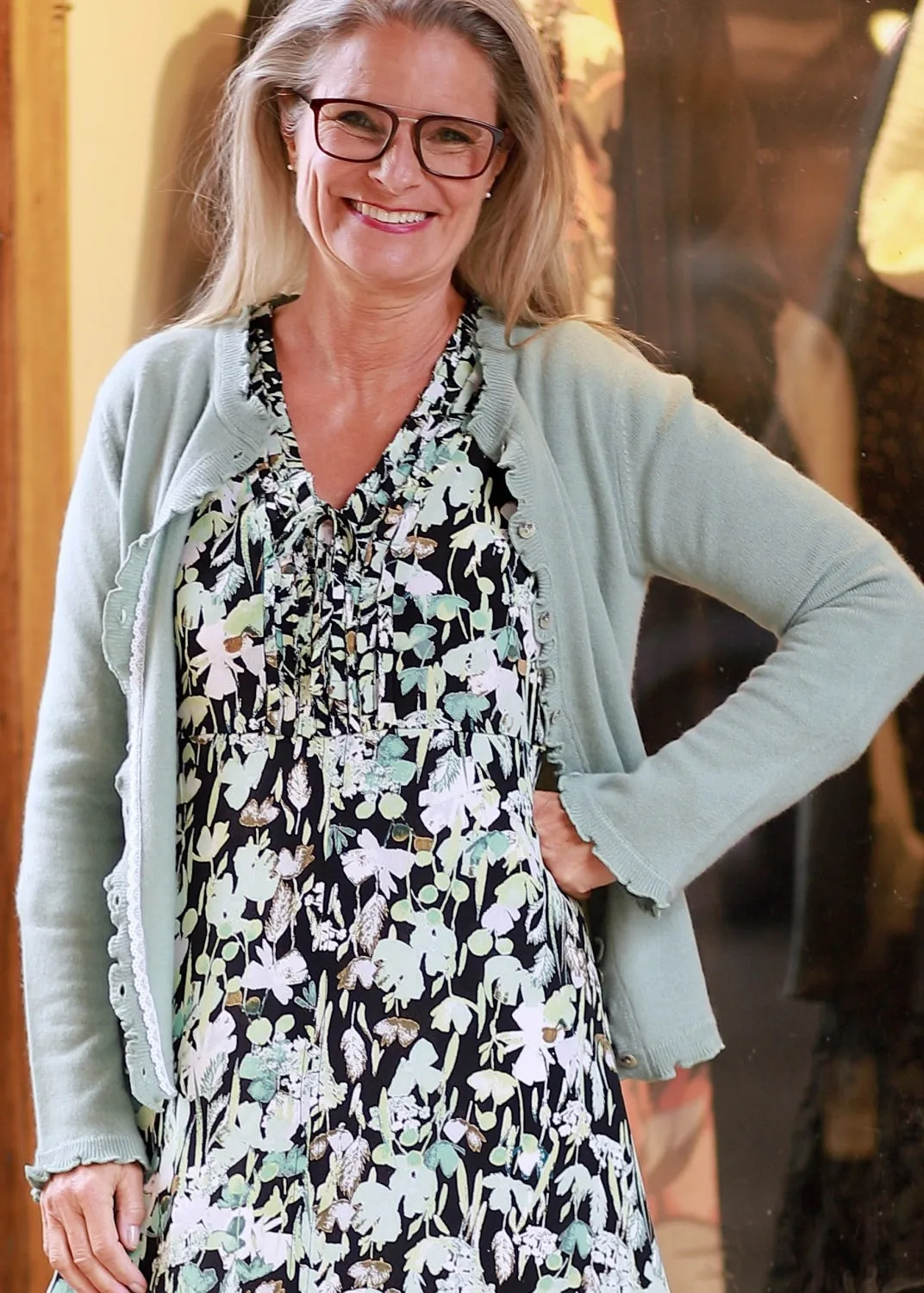 Kashmir cardigan med utsökt finish - Celadon green
