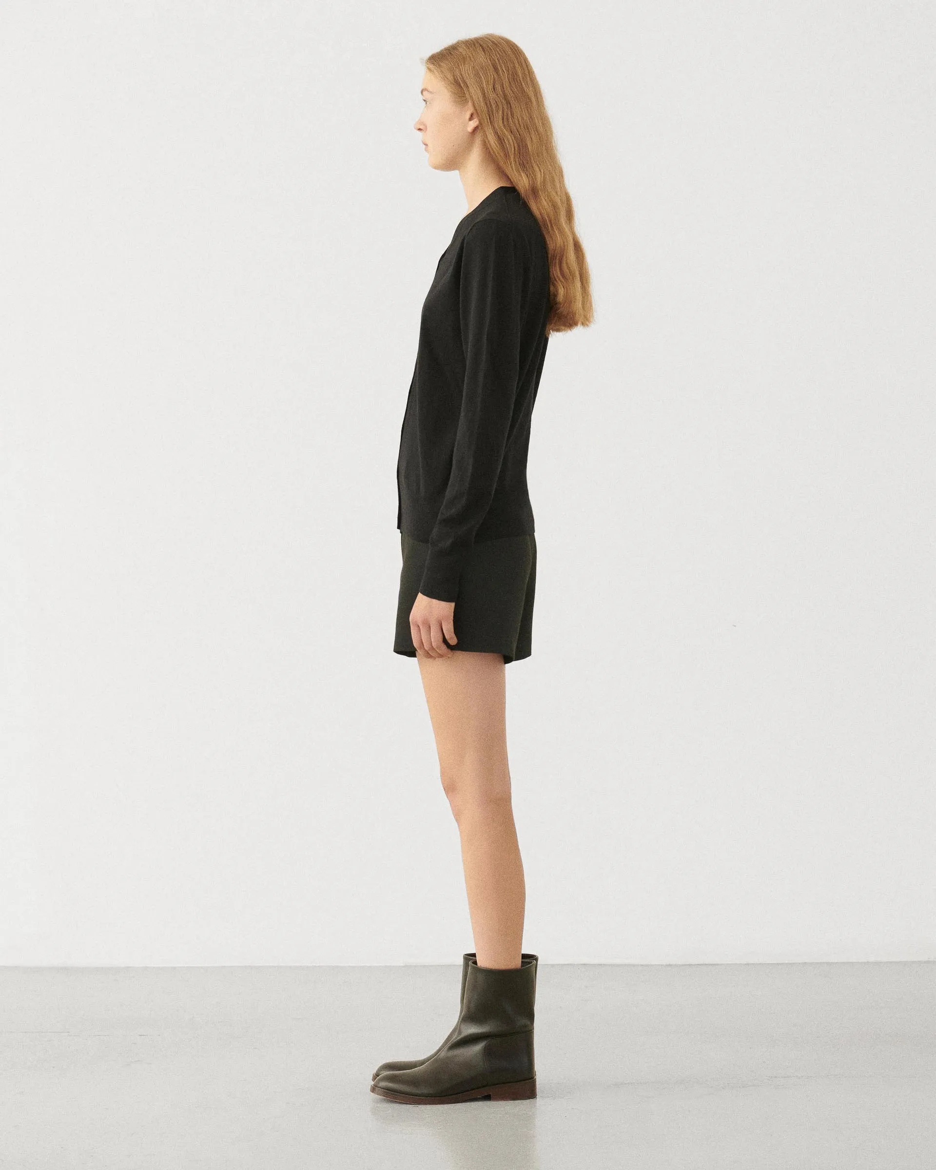 Katie Cardigan in Merino Wool, Black