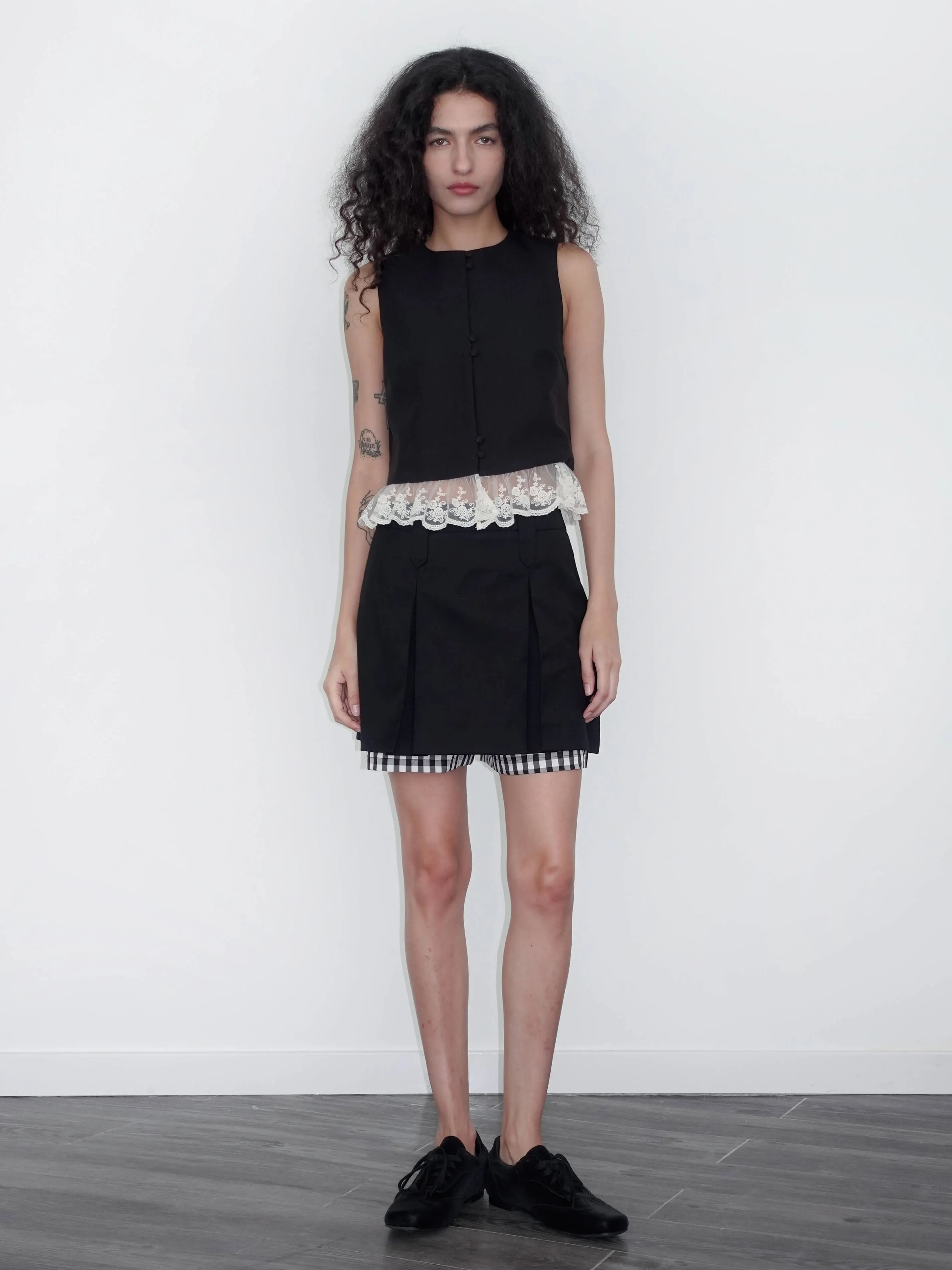 Lace Hem Patchwork Black Tank Top