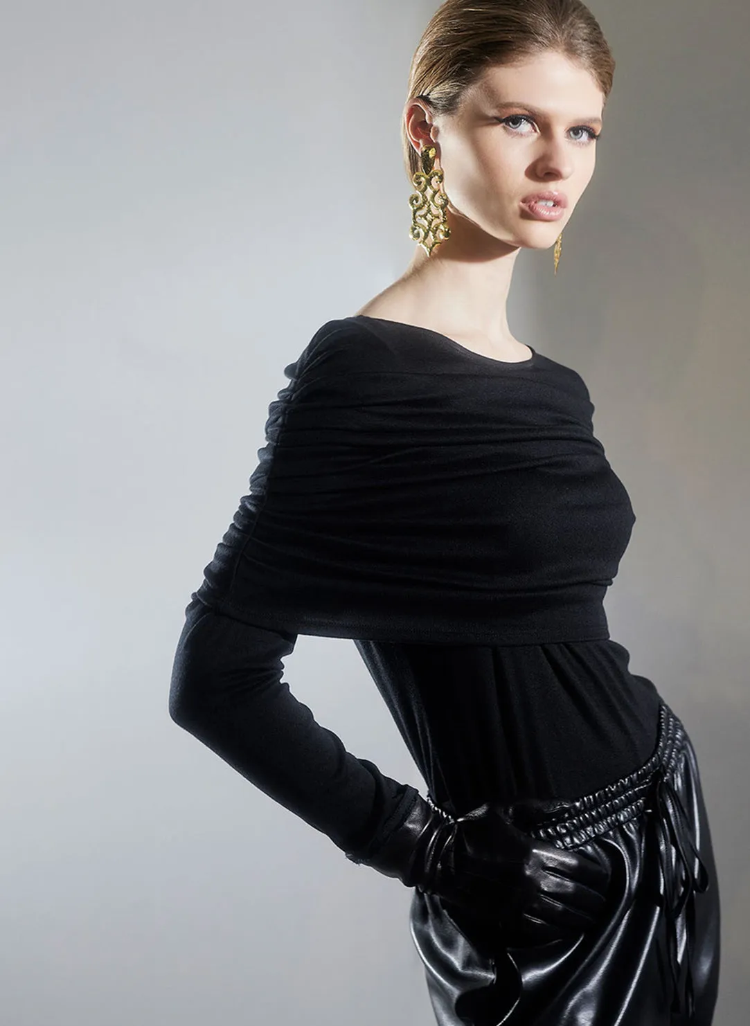 Layering Jersey Black Rouched Long Sleeve Top
