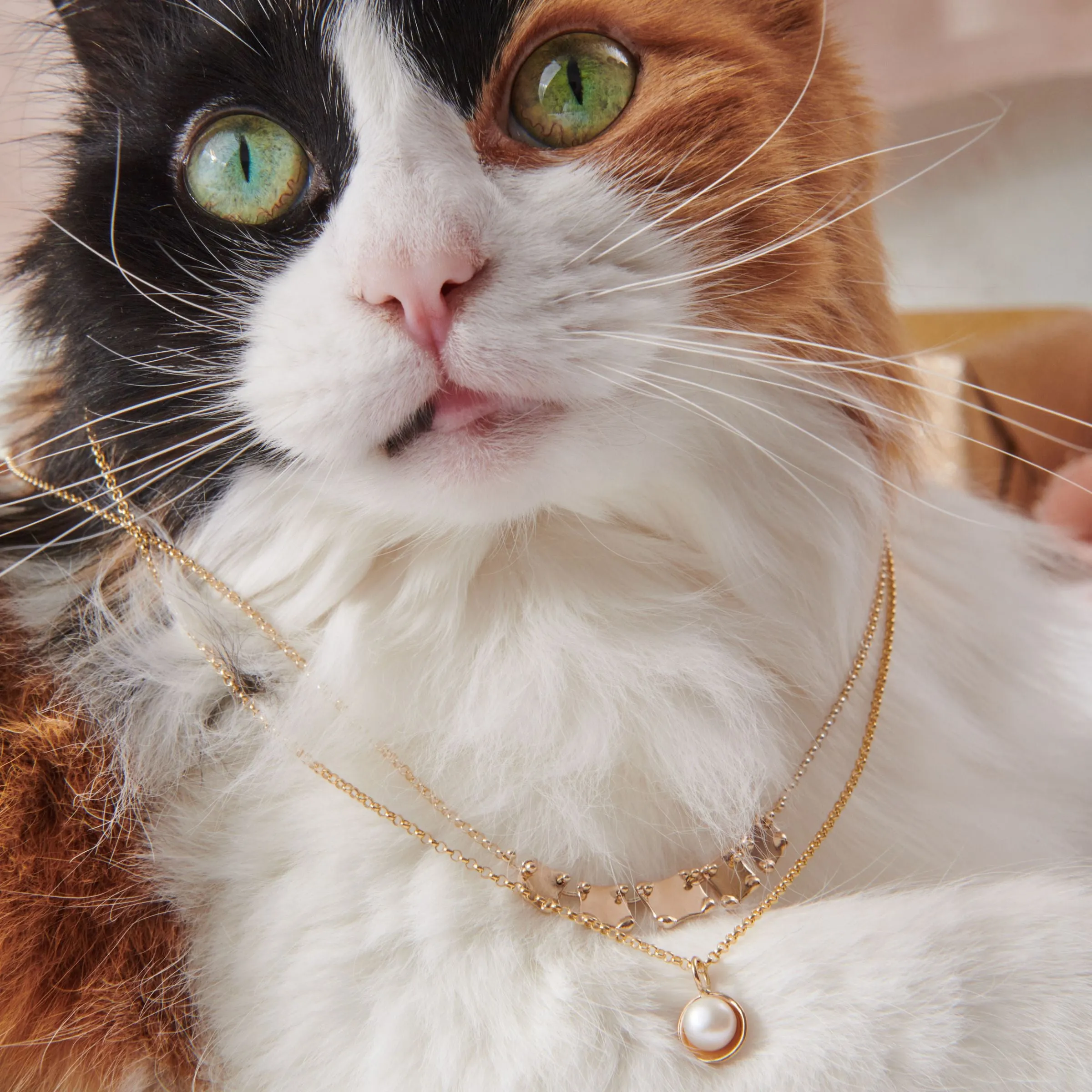 Mini Pearl Pendant - Gold