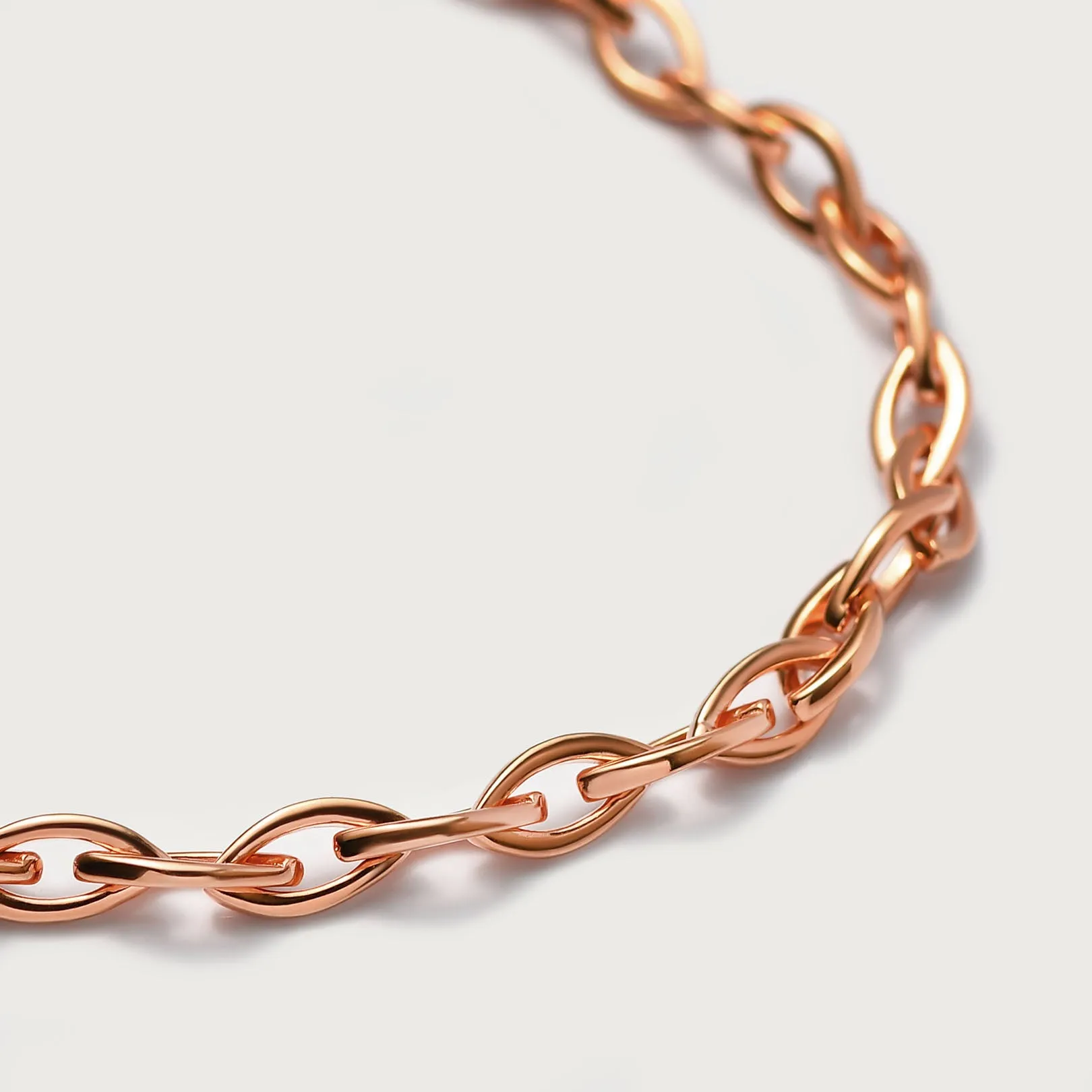 Molto Link Necklace