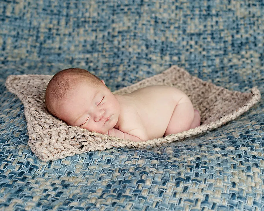 Oatmeal newborn baby layering bump blanket