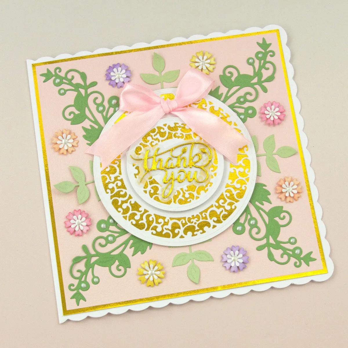 Ornate Circular Frame Die Set - 5166e
