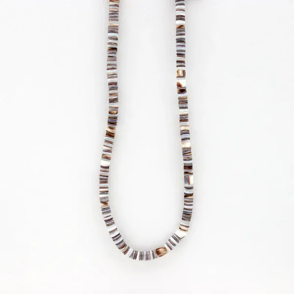 Pakui Natural Shell Necklace in Light Brown
