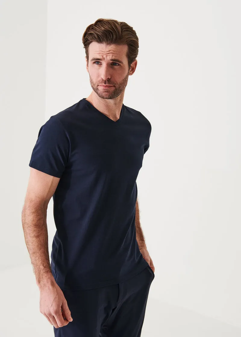 PIMA COTTON STRETCH V-NECK T-SHIRT - MIDNIGHT