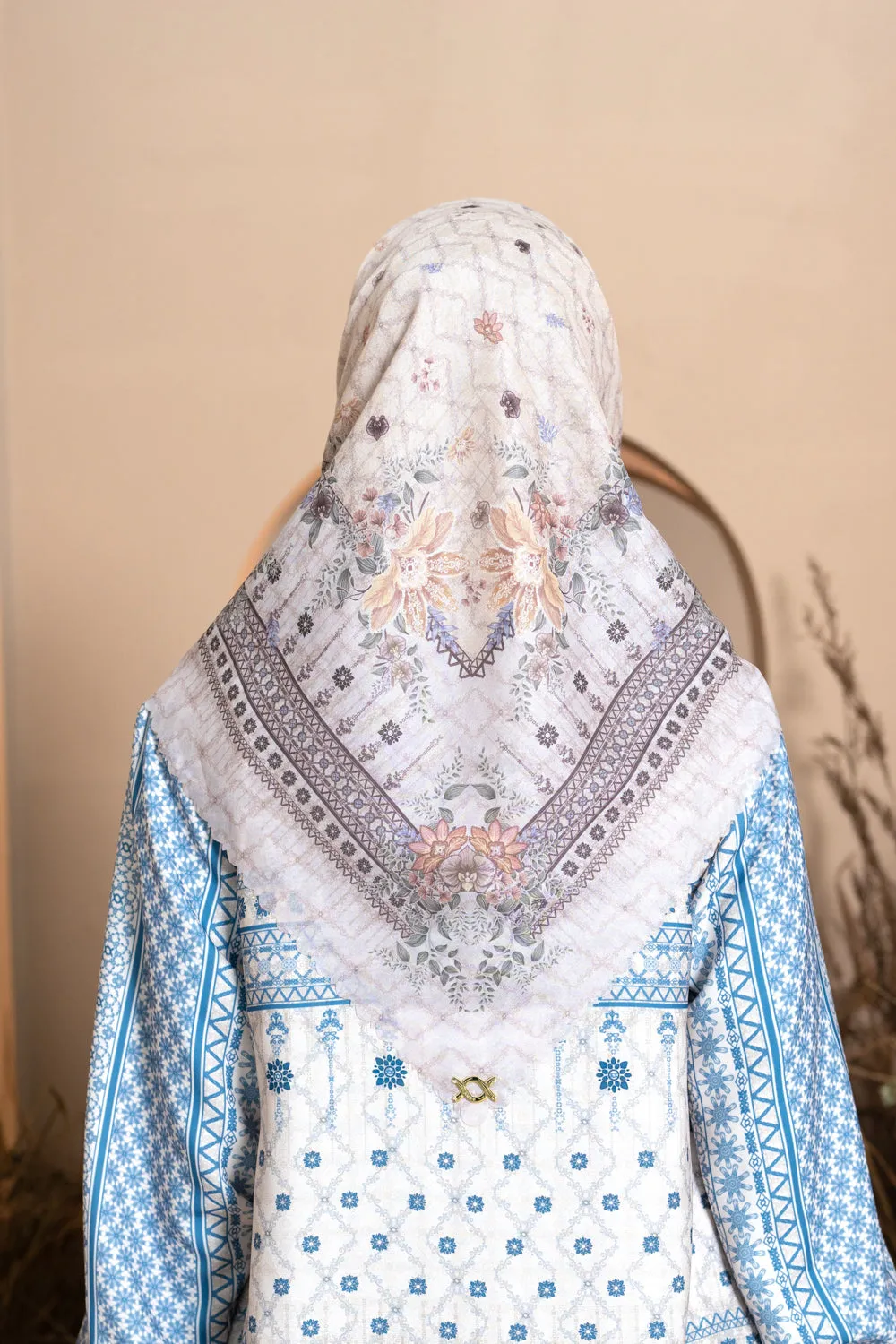 Pre Order - Mariri Scarf Vanilla Whisp