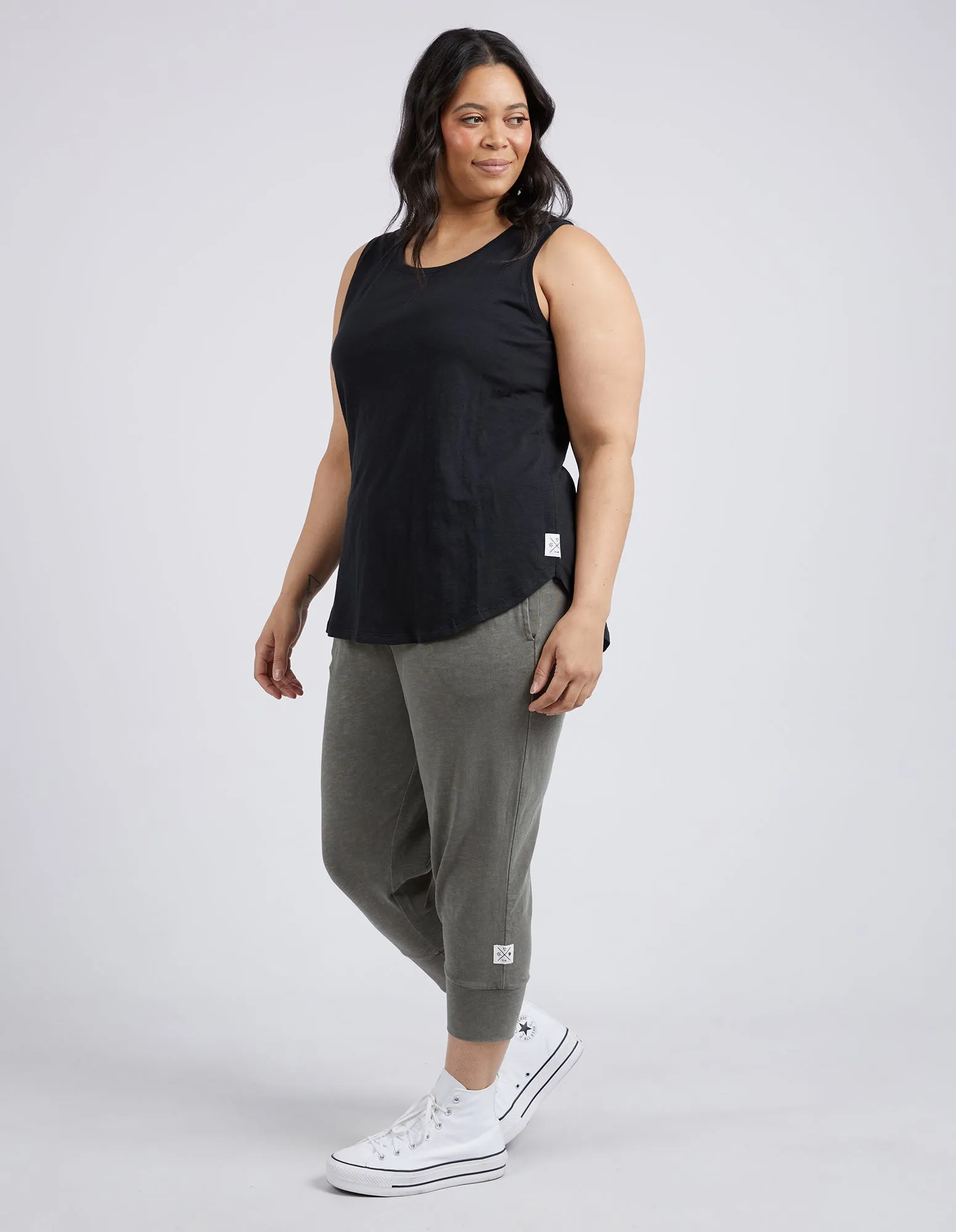 Scoop Tank Black