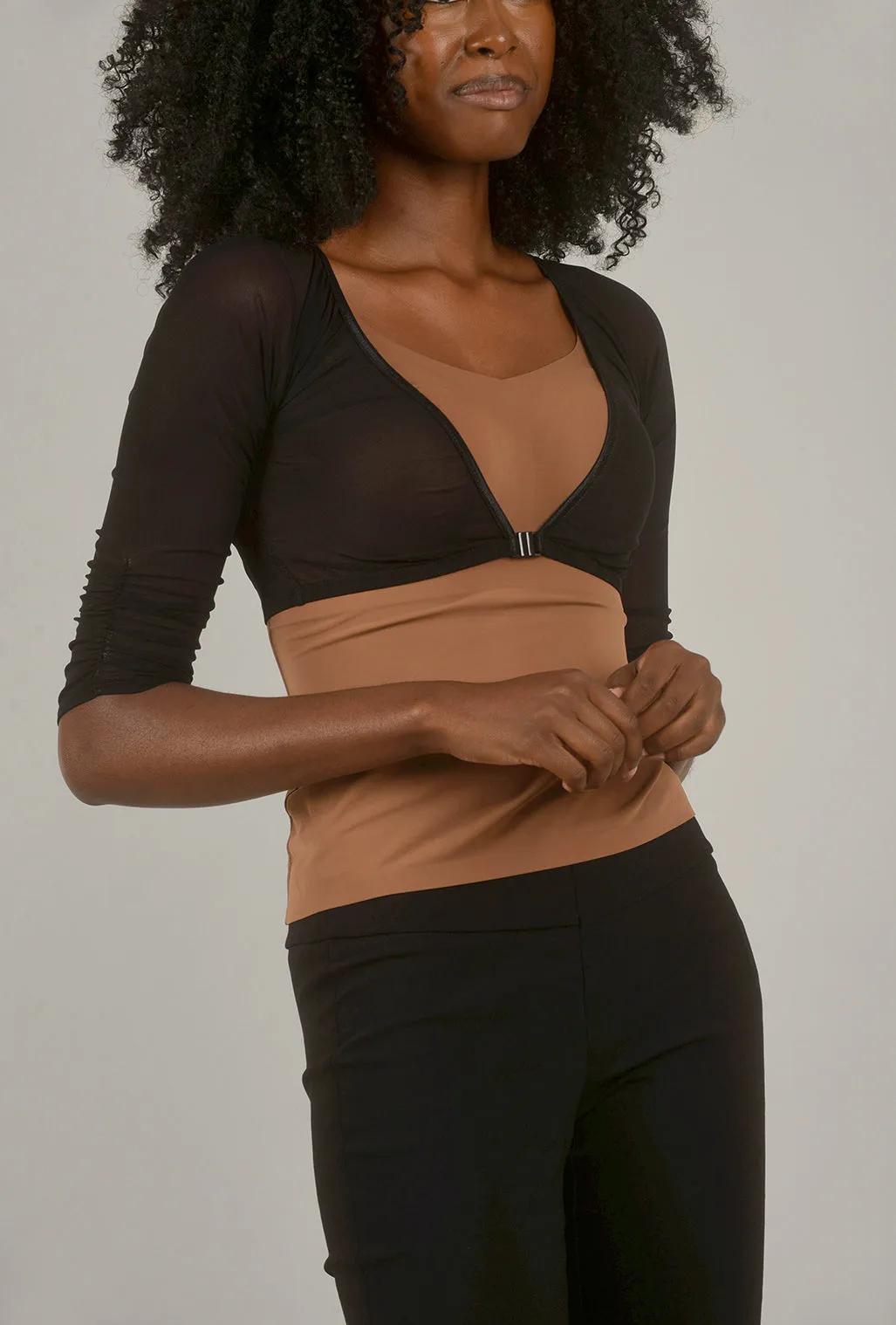 Shirred Mesh 3/4-Sleeve Sleevey Wonder, Black