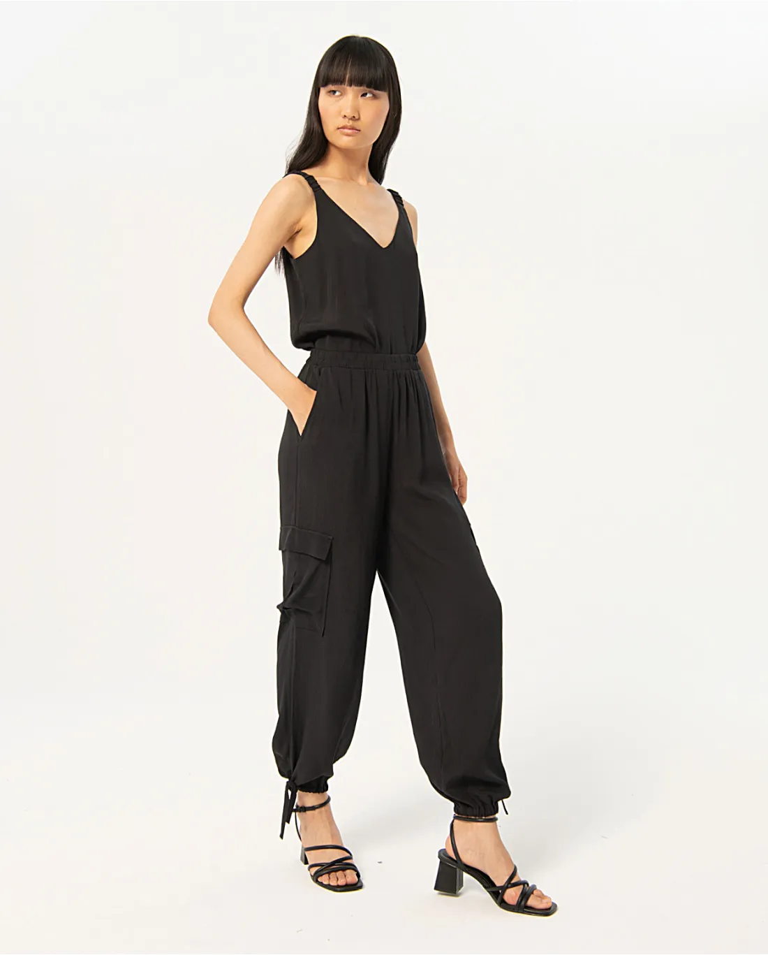 Surkana Cargo Pants - Black