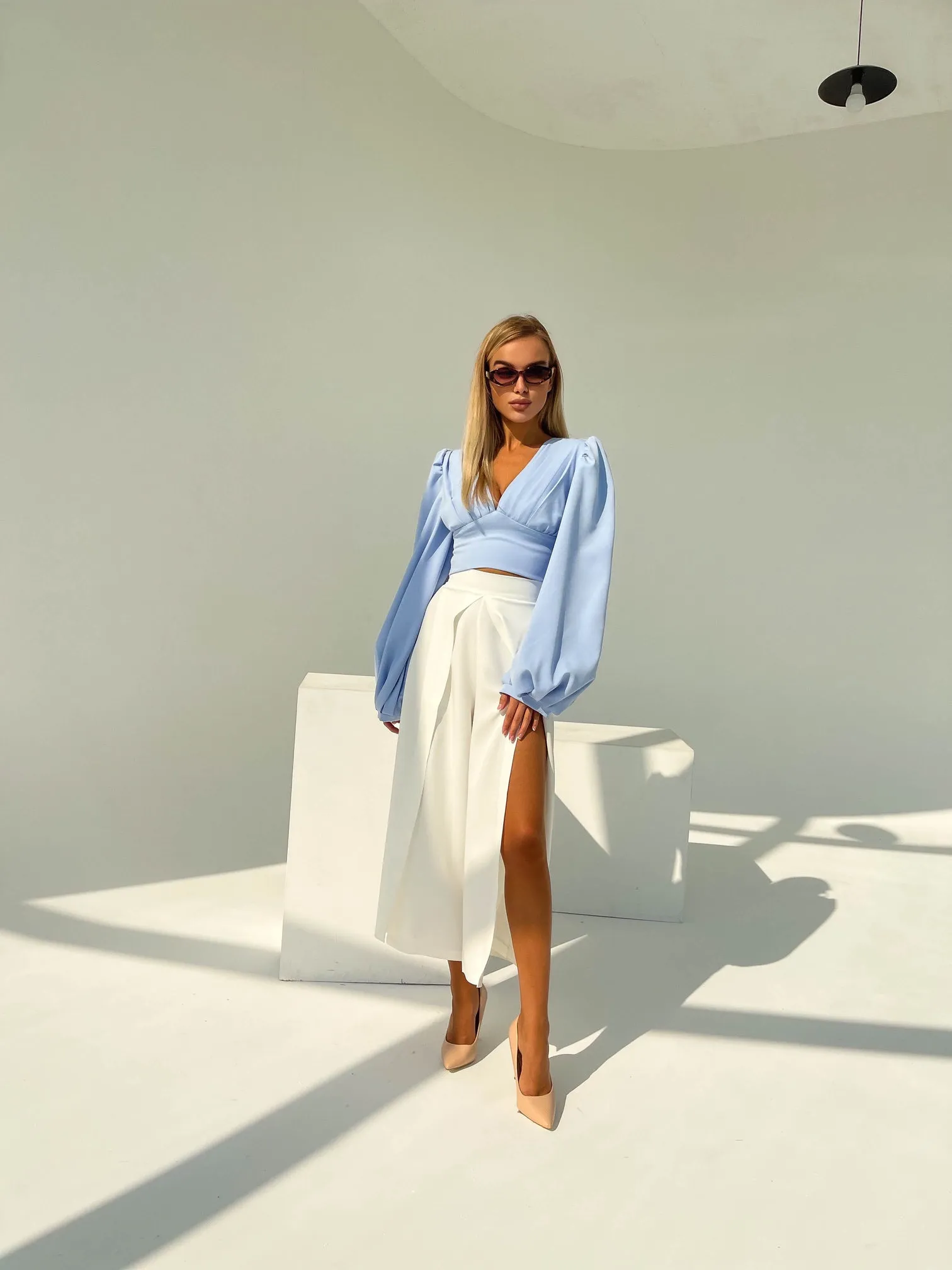 White High Waist Slit Cuff Сulottes
