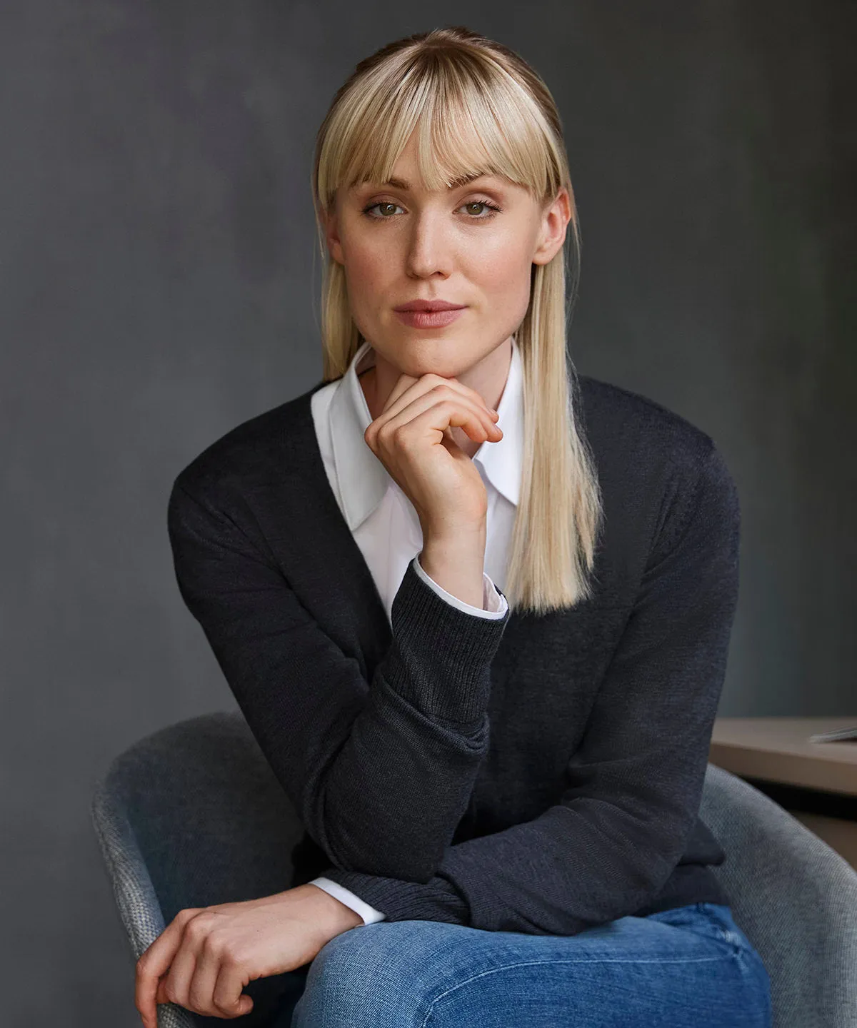 Womens v-neck knitted cardigan | French Navy