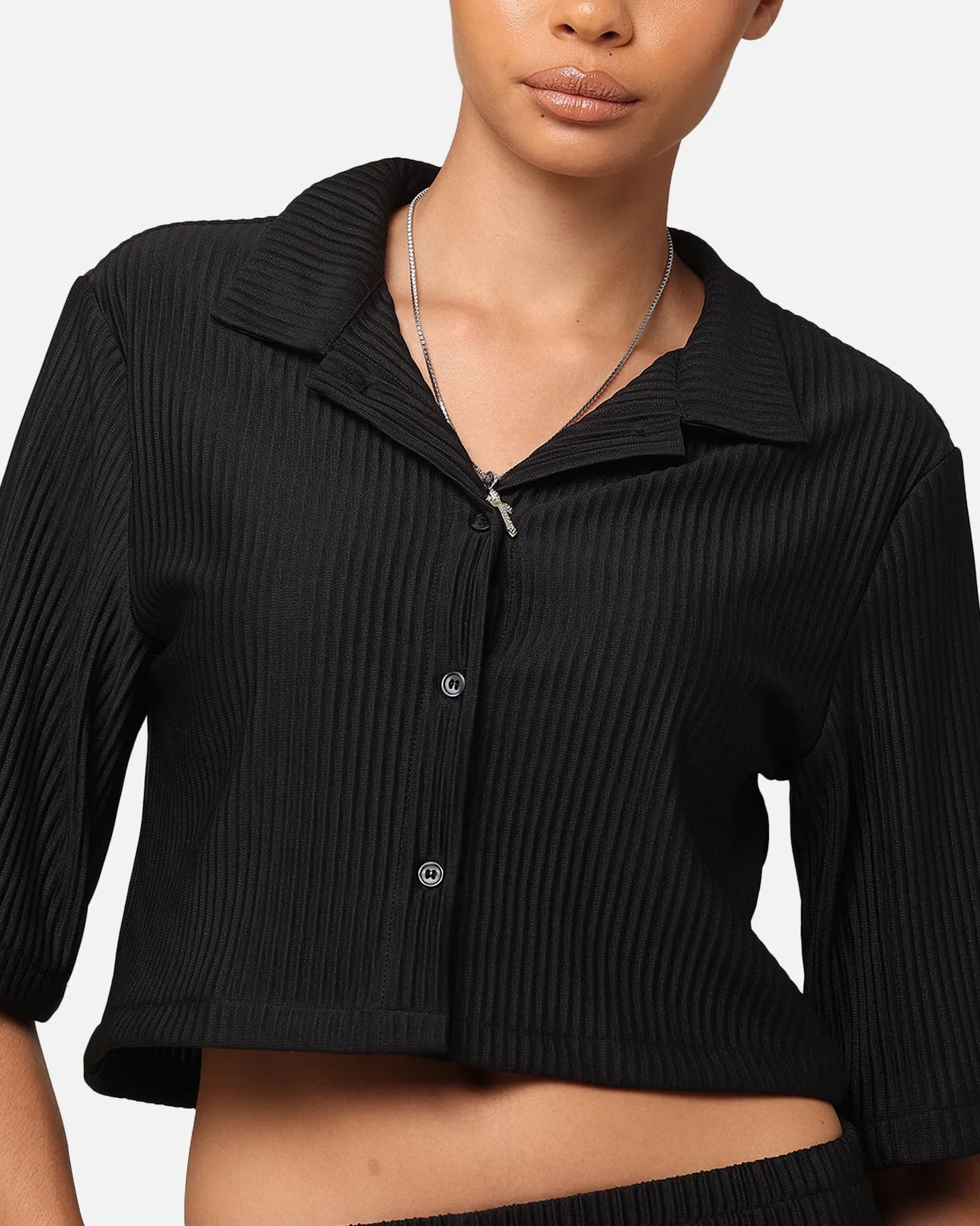 XXIII Women's Cropped Pleated Button Up Shirt Black