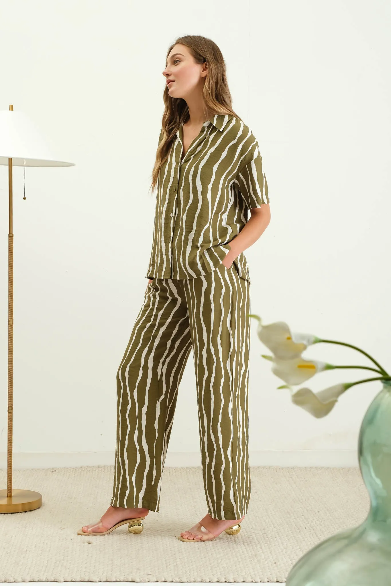 ZEBRA PRINT DRAWSTRING WIDE LEG PANTS